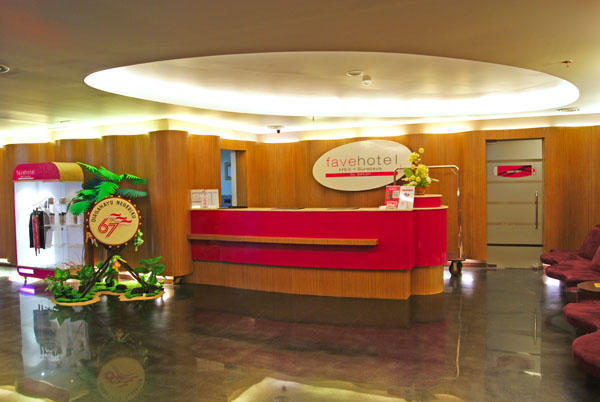 Barat fave hotel surabaya Favehotel Rungkut
